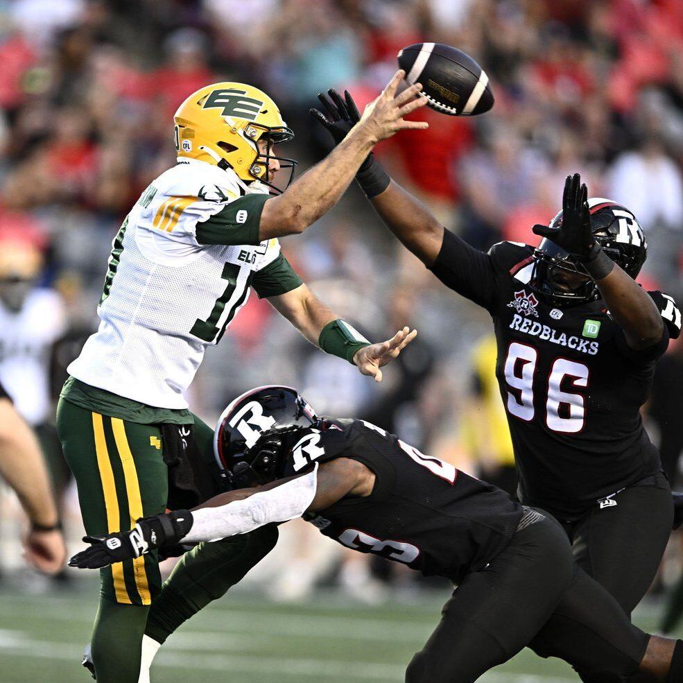 Defensive lineman Mike Wakefield returns to Ottawa Redblacks on one-year deal